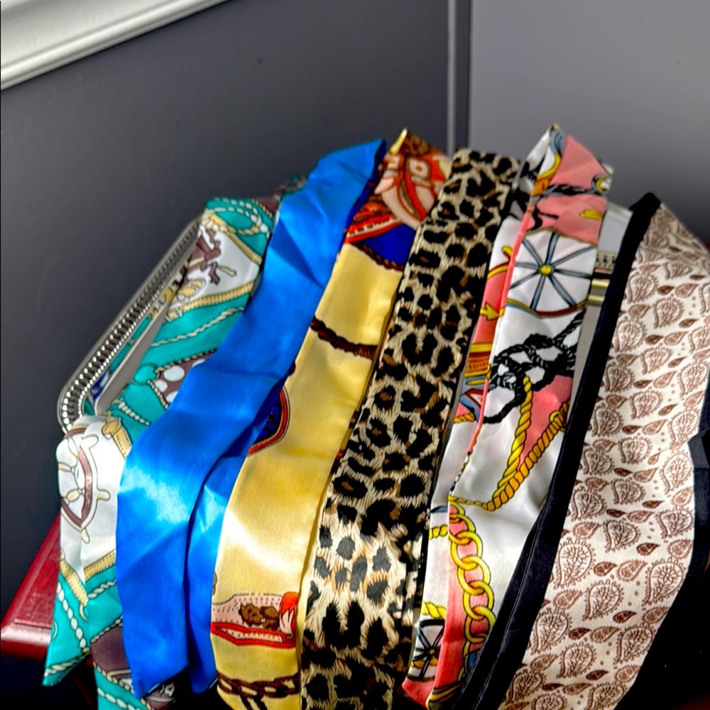 Set of 6 Colorful Satin Twilly Collection